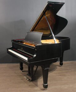 Restaurierter Steinway-Flügel Modell A 6'